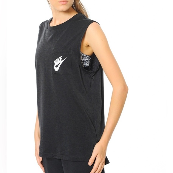 Women’s Black Nike Sportswear Loose Boyfriend Style Black Sleeveless Pocket Tank - Picture 16 of 16
